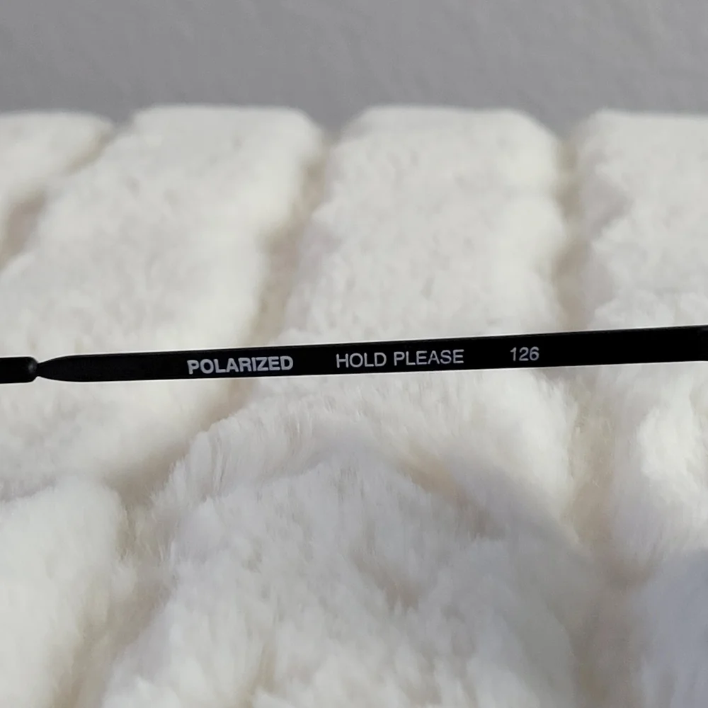 QUAY // ltd ed lizzo collaboration black metal frame black smoke lens aviators